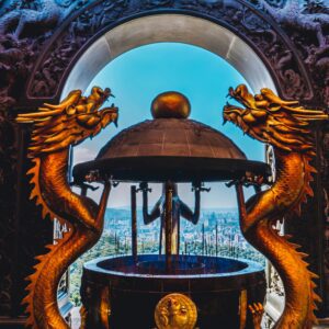 台北點光明燈指南：必訪寺廟、流程解析與注意事項